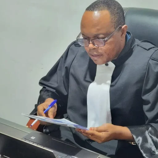 henry,fayol,avocat,cabinethfmulumba.com actualité juridique scrutée par henry fayol mulumba
